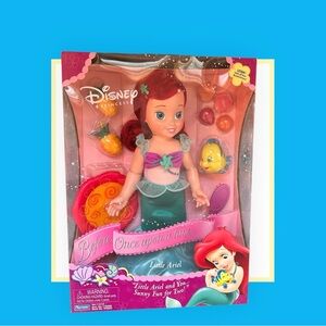 Disney Princess Little Ariel and You!  Sunny fun for two play set